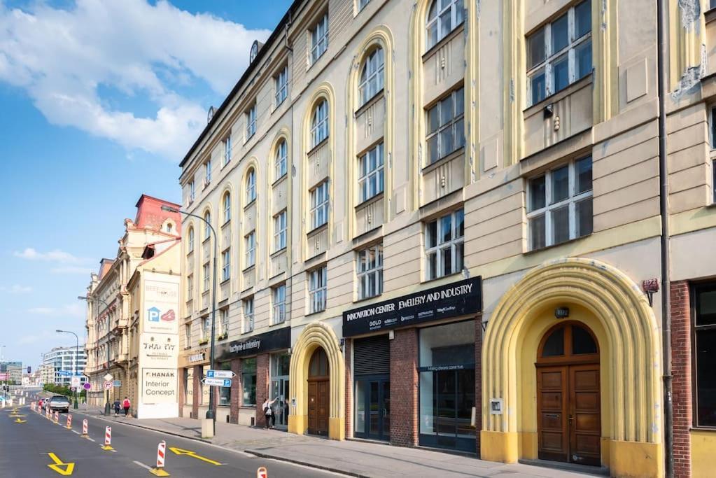 B.O.B. Klimentska Praga Exterior foto